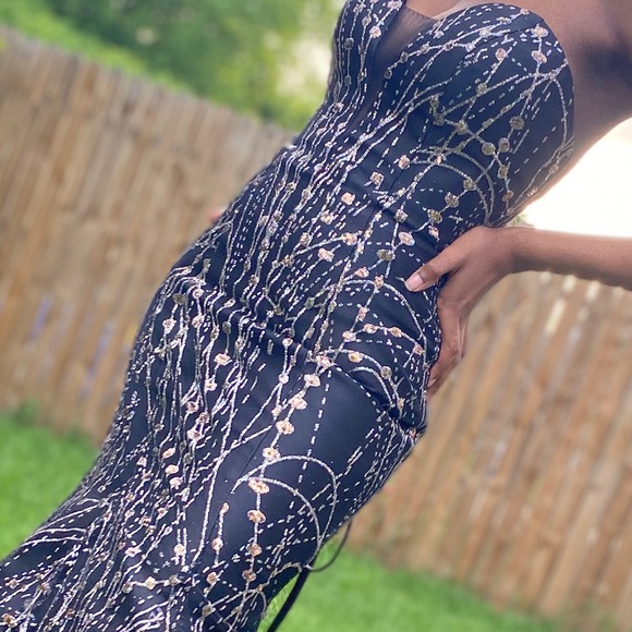 Black and Gold Prom Dress Terry Costa - Picture 3 of 3